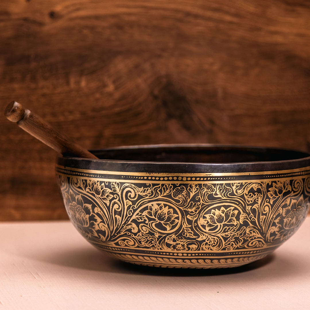 9.75" D 3rd - 48, 151hz | Ultra Premium Singing Bowl | 0661