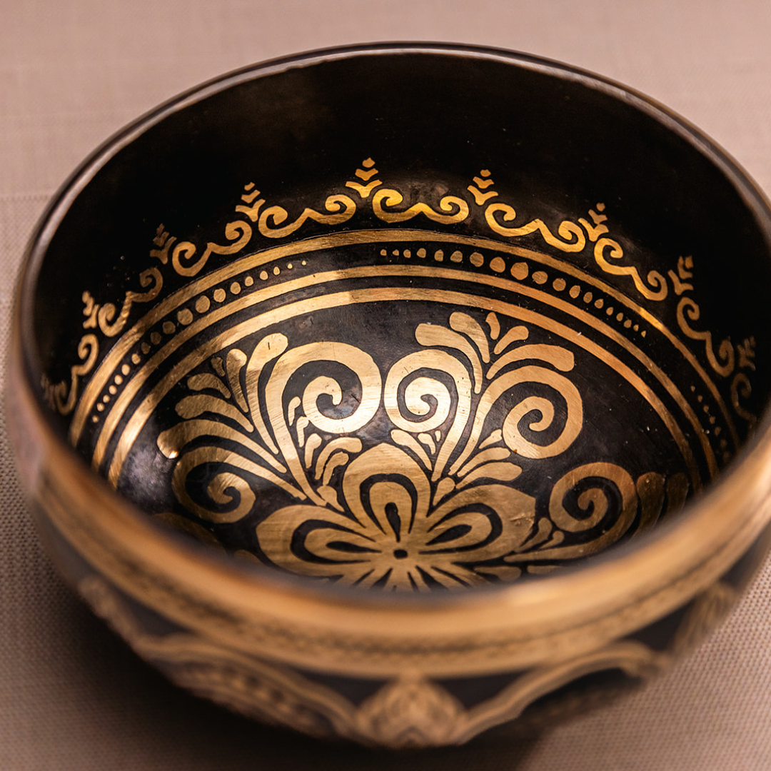 4.75" D 5th - 33, 576hz | Singing Bowl | 0697