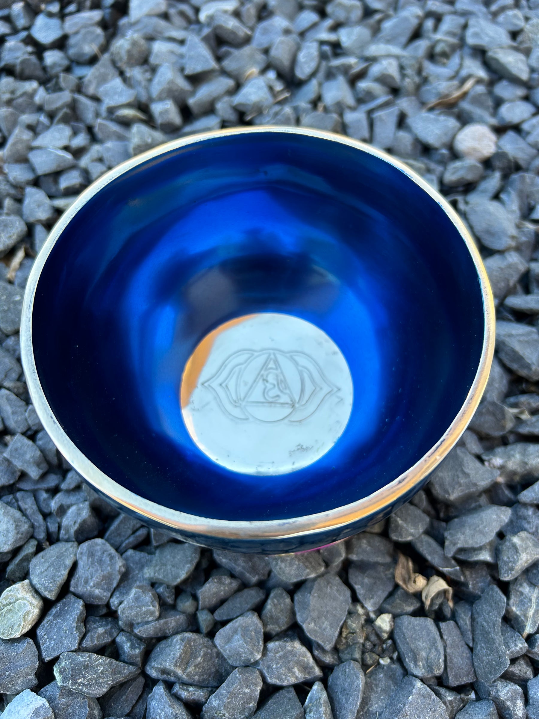 4.75 Inch 4th Octave A-Note Third Eye Chakra Bowl - Series of 4