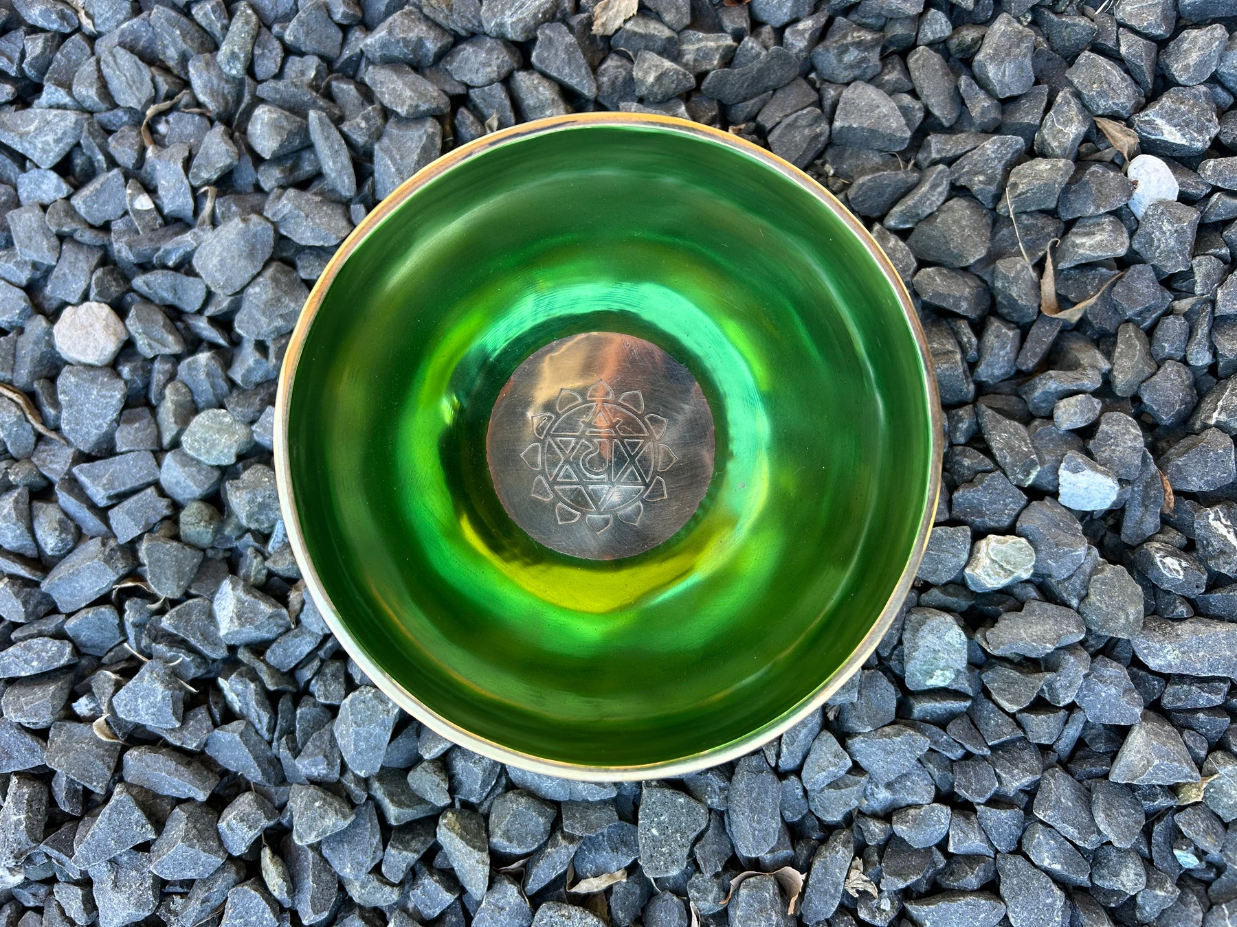 5.5 Inch 4th Octave F-Note Heart Chakra Bowl - Series of 4