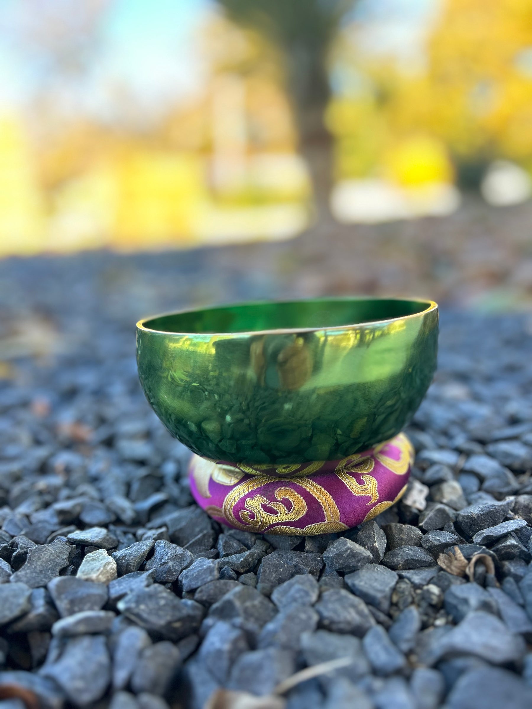 5.5 Inch 4th Octave F-Note Heart Chakra Bowl - Series of 4