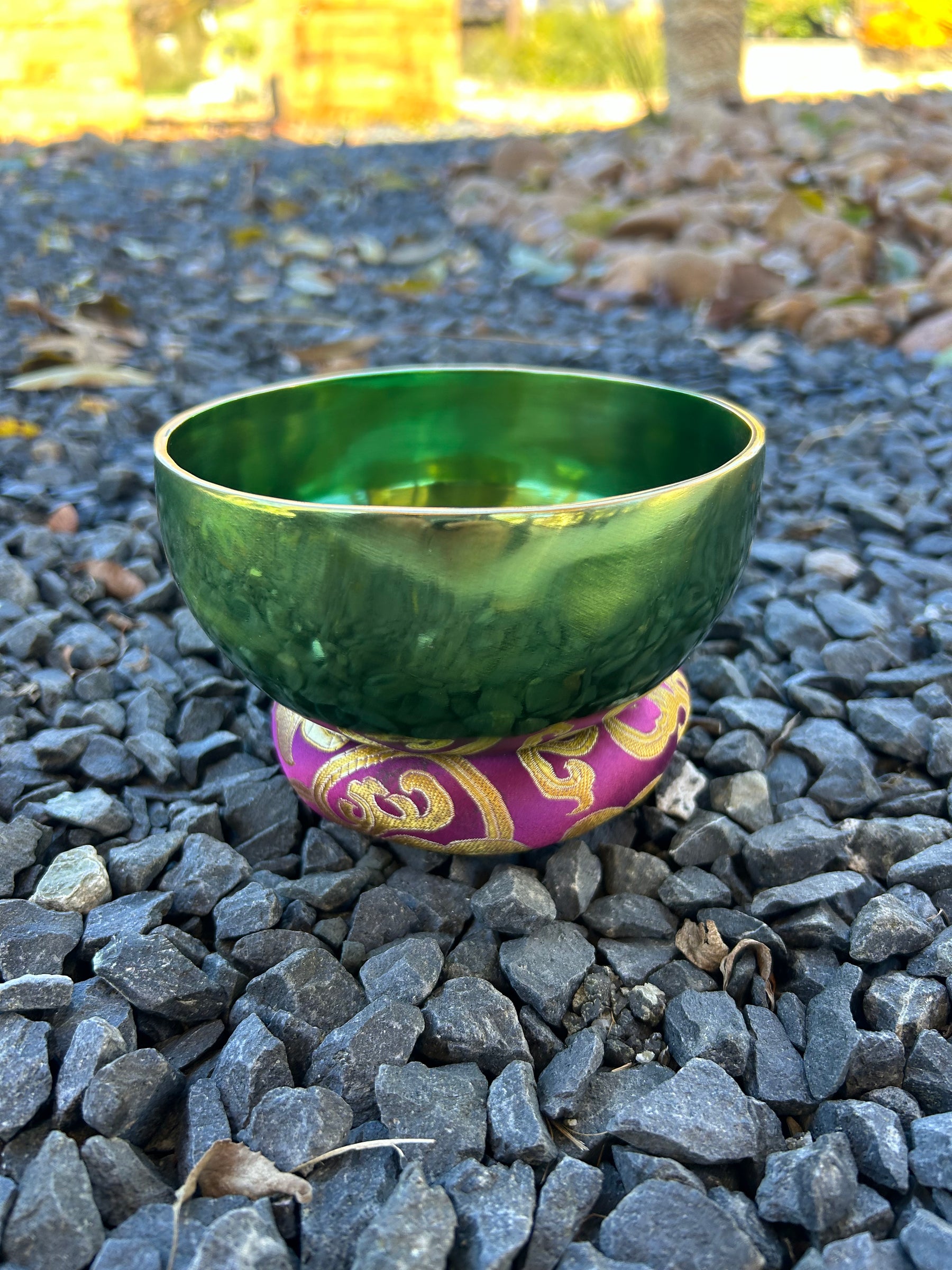 5.5 Inch 4th Octave F-Note Heart Chakra Bowl - Series of 4