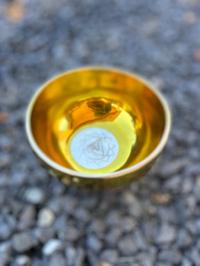 5.75 Inch 4th Octave E-Note Solar Plexus Chakra Bowl - Series of 4