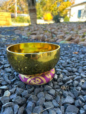 5.75 Inch 4th Octave E-Note Solar Plexus Chakra Bowl - Series of 4