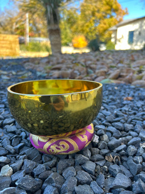 5.75 Inch 4th Octave E-Note Solar Plexus Chakra Bowl - Series of 4