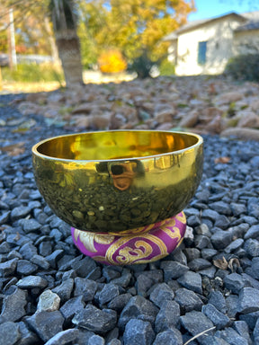 5.75 Inch 4th Octave E-Note Solar Plexus Chakra Bowl - Series of 4