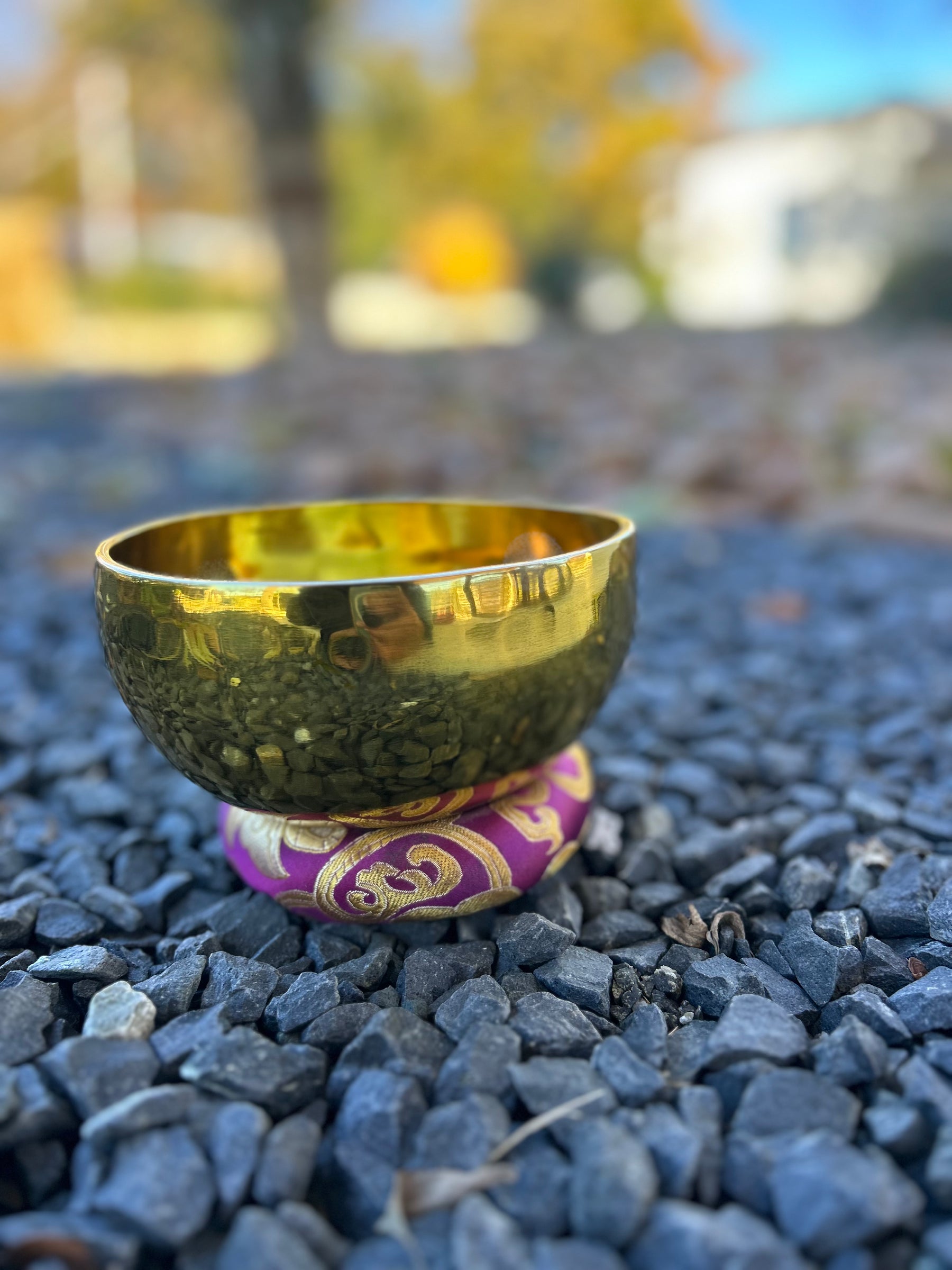 5.75 Inch 4th Octave E-Note Solar Plexus Chakra Bowl - Series of 4